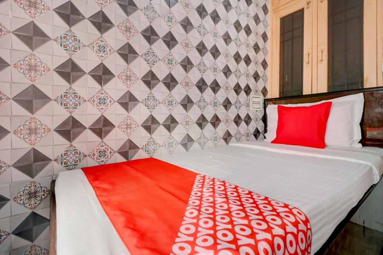 Oyo 77454 Hotel Prince Palace Patiāla Eksteriør billede